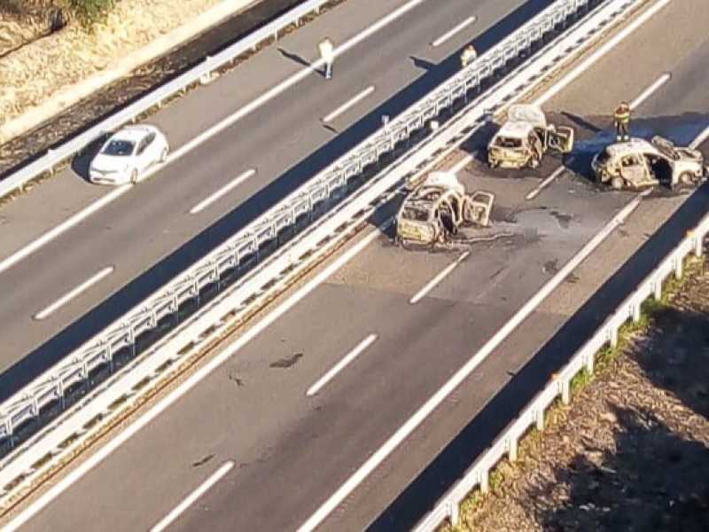 Rapina a un portavalori in A14 tra Cerignola e Canosa di Puglia (foto Polizia di Stato)