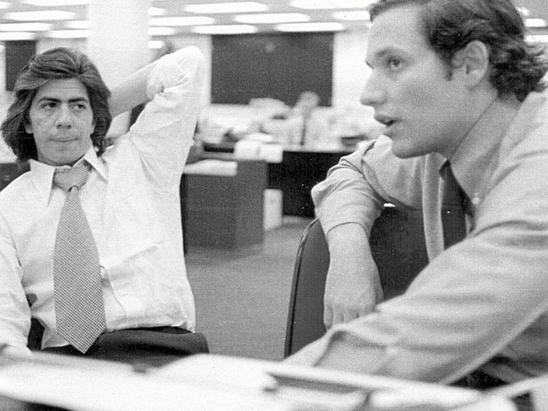 Due degli uomini del Watergate, lo scandalo scoperto dal Washington Post che cost&ograve; a Richard Nixon la presidenza degli Stati Uniti: Carl Bernstein e Bob Woodward.
