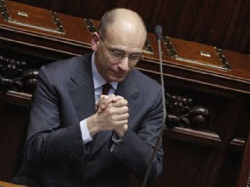 Com’è che adesso pure i giornaloni picchiano contro le larghe intese