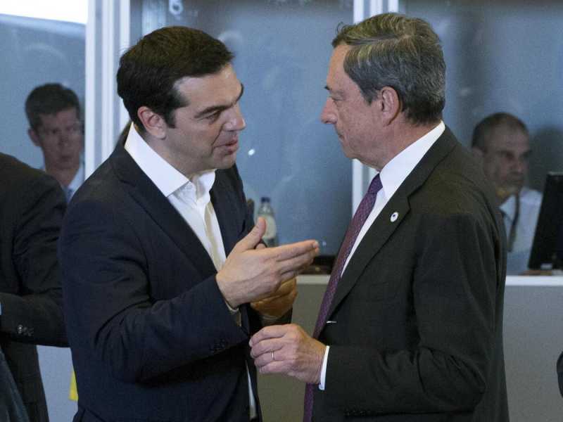 Alexis Tsipras e Mario Draghi (foto LaPresse)