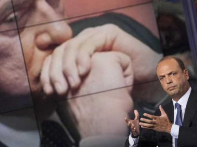 La dura gavetta di un segretario particolare che poi divenne Alfano