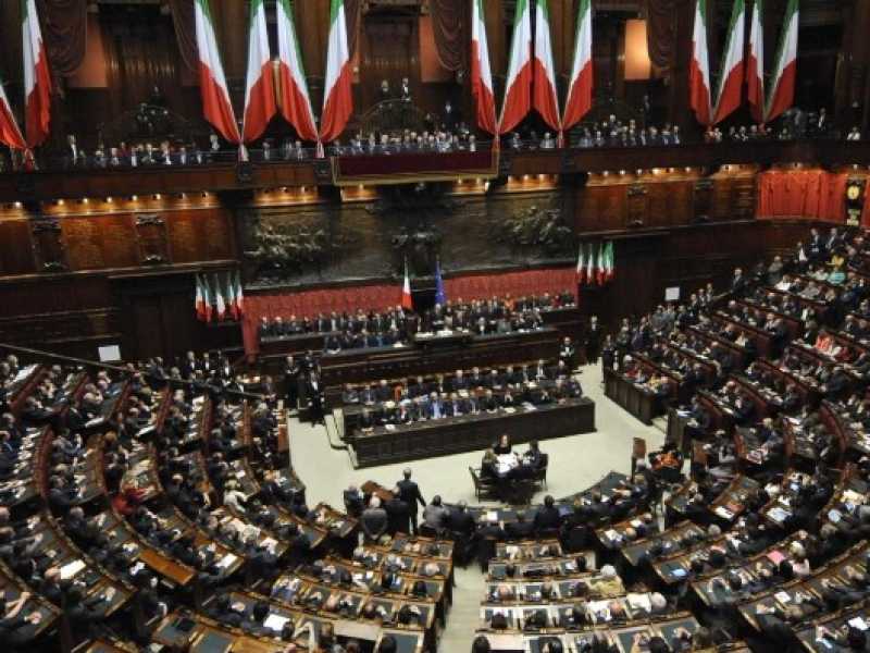 Il solito coro