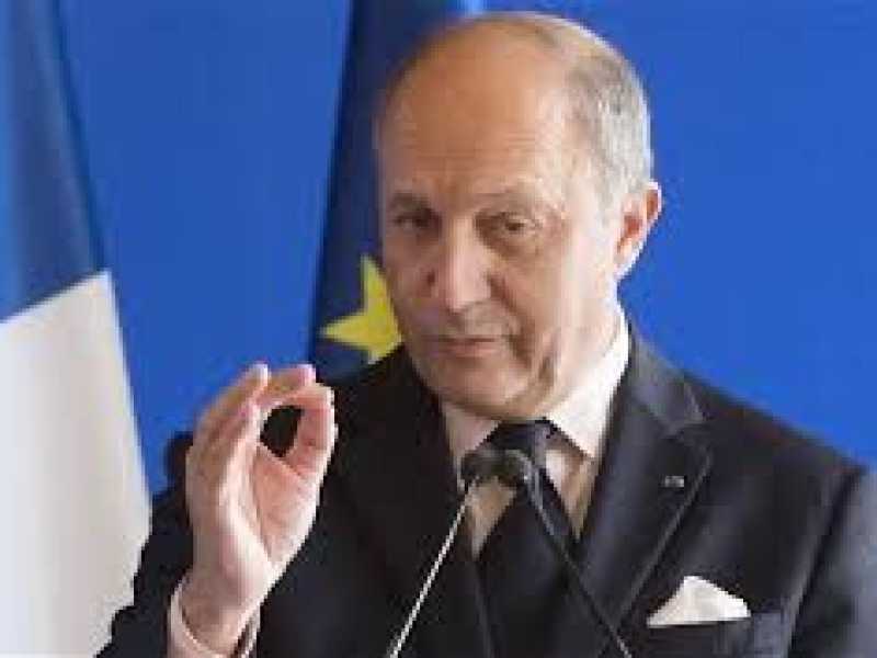 Dietro al “no” di Parigi all’Iran ci sono un tic francese, l’assenza americana e un patto saudita