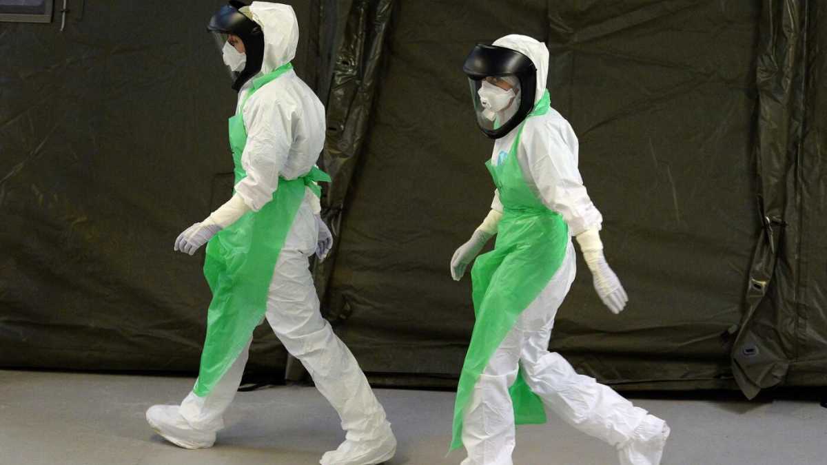 Immagine di La Grecia spaccata in due, il ritorno di Ebola e Veltroni. Di cosa parlare stasera a cena