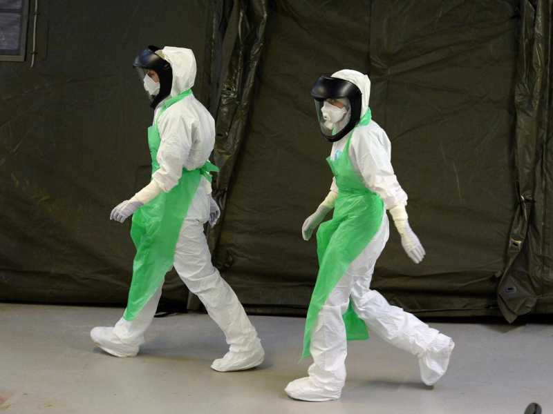 La Grecia spaccata in due, il ritorno di Ebola e Veltroni. Di cosa parlare stasera a cena