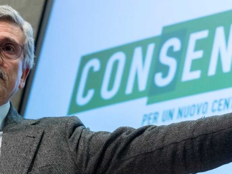 Massimo D'Alema (foto LaPresse)
