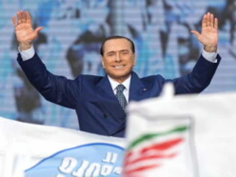 Il discorso del Cav. a Bari