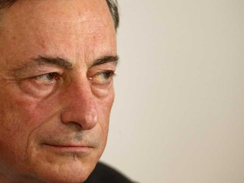 Le mosse di Draghi, il blitz Usa in Iraq e Netflix in Italia. Di cosa parlare stasera a cena