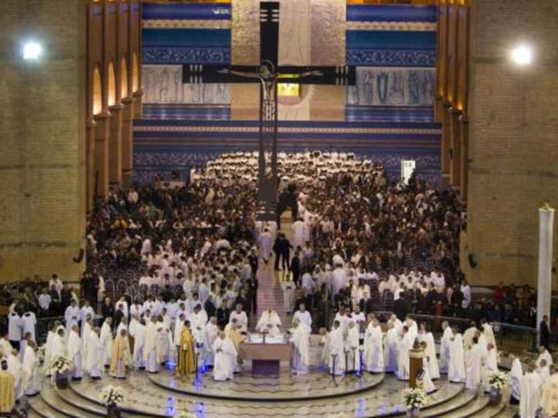 I dilemmi della chiesa tra povertà, riforma e profezia