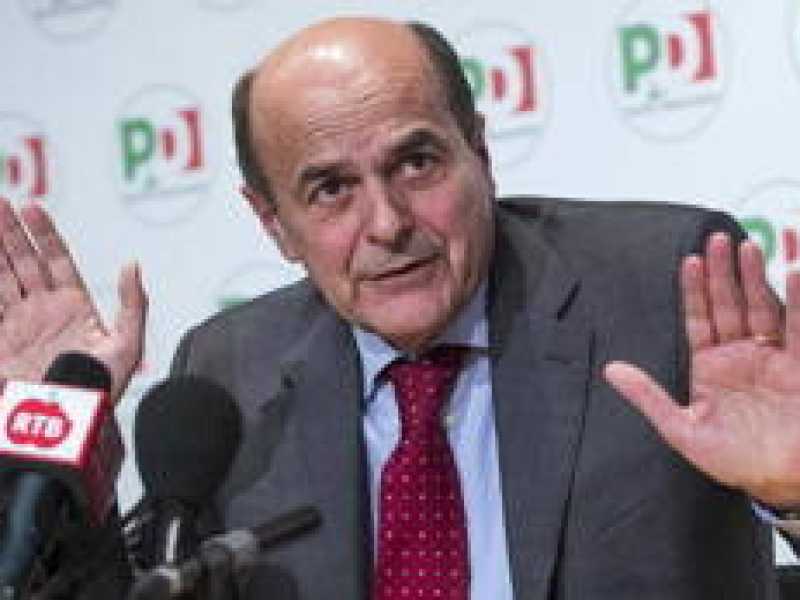 Così Bersani scopre che il governo nasce solo da un patto con il Caimano