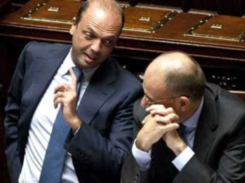 Berlusconi tradito dalla parodia Dc. Ma l'urna avrà l'ultima parola
