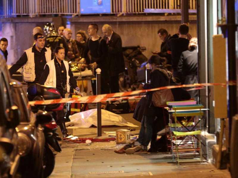 Sparatorie, esplosioni e ostaggi, terrore a Parigi