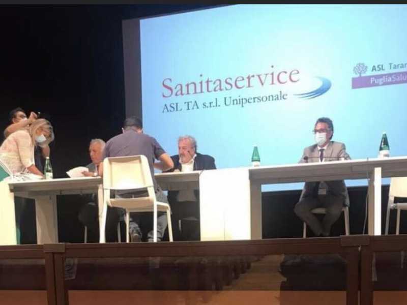 I giudici bloccano le assunzioni elettorali di Michele Emiliano