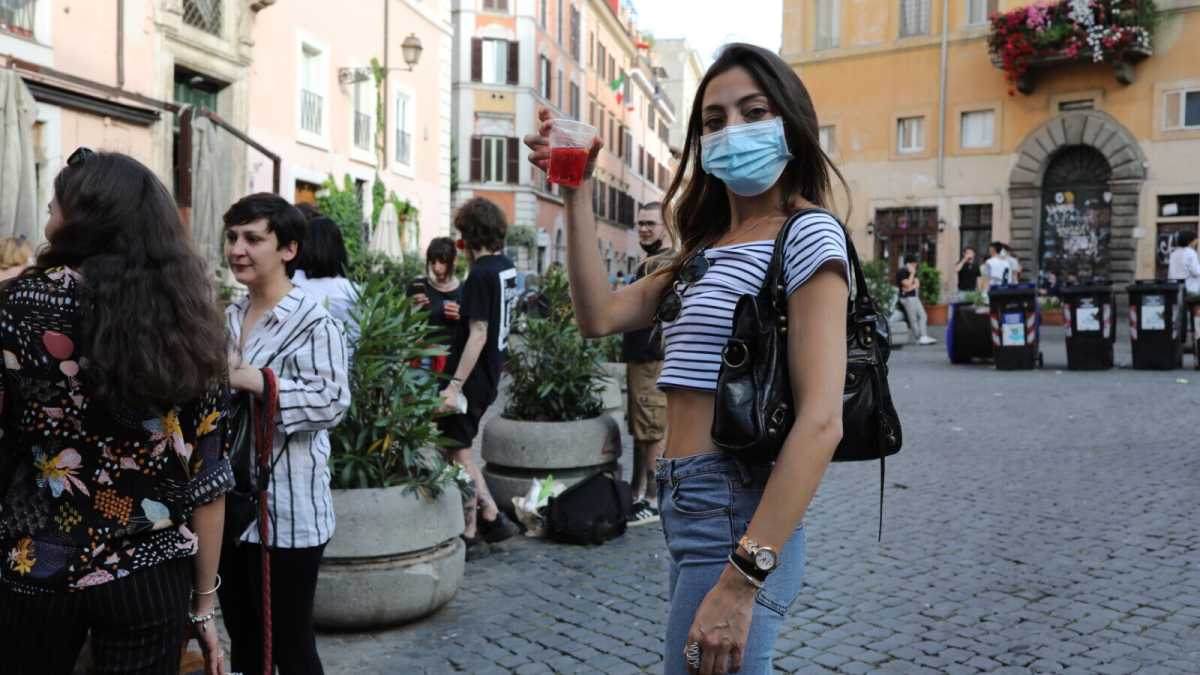 Immagine di La prima notte del Dpcm tra i locali di Trastevere