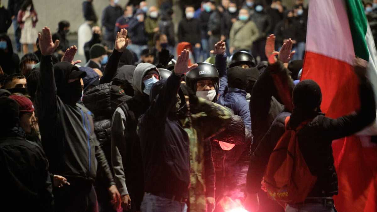 Immagine di Le proteste contro il lockdown viste dal Viminale: "Non c'è una regia unica"