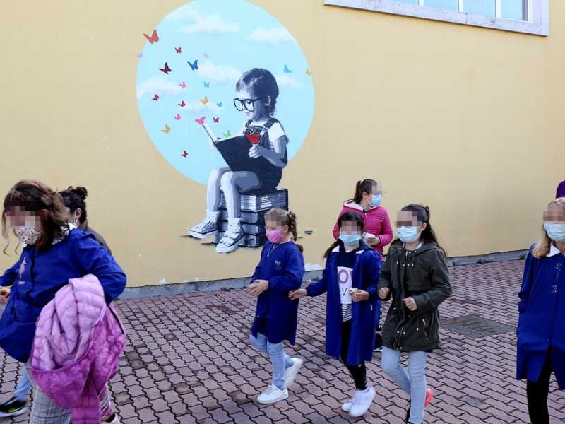 Contro il lockdown delle scuole