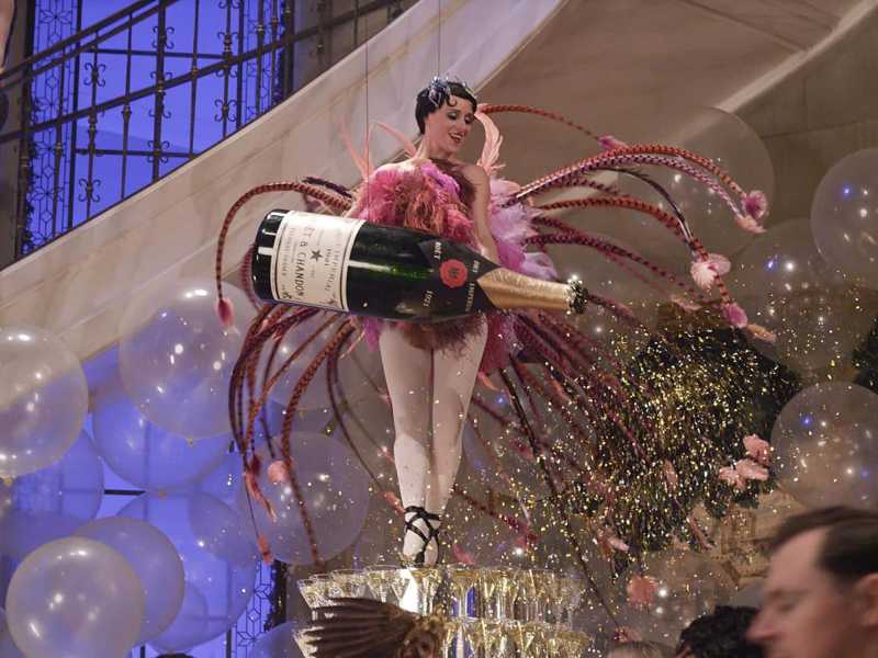 Una scena di Il grande Gatsby (The Great Gatsby), film del 2013 diretto da Baz Luhrmann &nbsp;<br />