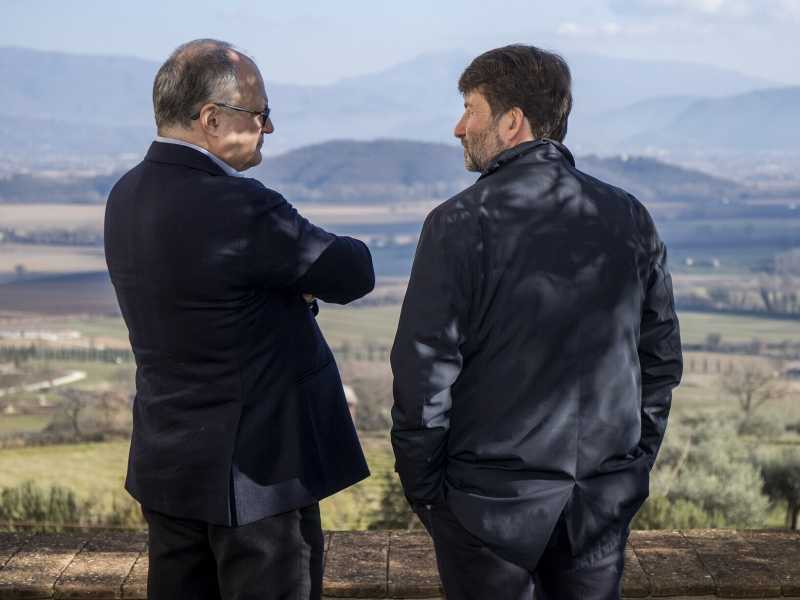 Allargare e compattare. I pontieri paralleli Gualtieri e Franceschini