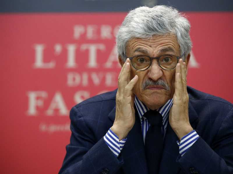 Il ritorno di D'Alema, eccitato raffreddato
