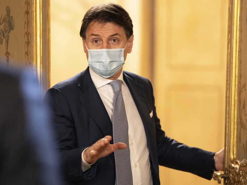 Il sarto del Recovery è un mister X. Chi è Riccardo Cristadoro?