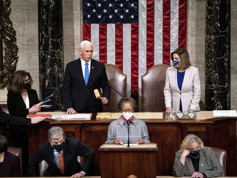 L'insurrezione è fallita, Biden è presidente