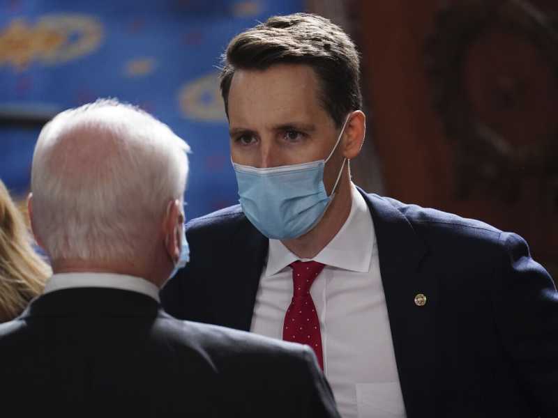 L'insurrezione di Josh Hawley