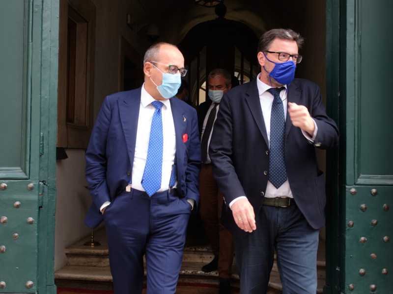 Alberto Bagnai e Giancarlo Giorgetti (Photo Mauro Scrobogna /LaPresse)&nbsp;<br />