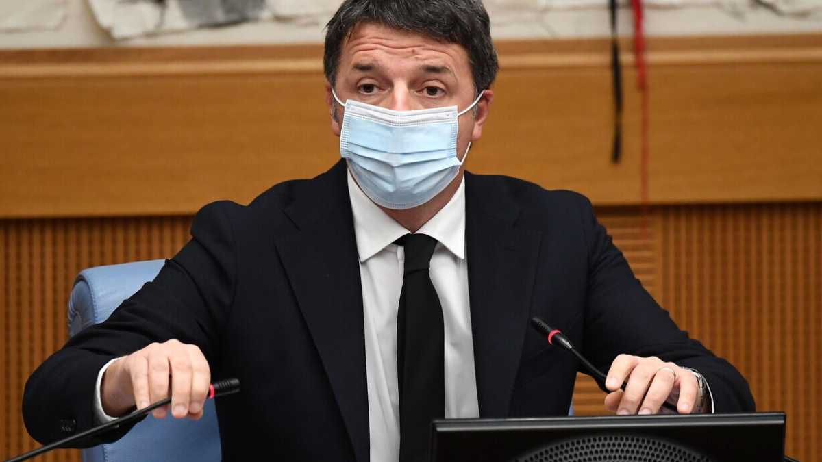 Immagine di Italia viva ritira le ministre. Ma Renzi: "Nessuna pregiudiziale su Conte, pronti a un governo con la stessa maggioranza"