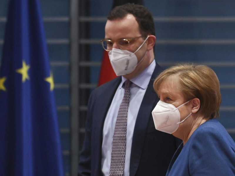 Attrezzarsi per la chiusura lunga, la strada di Johnson e Merkel