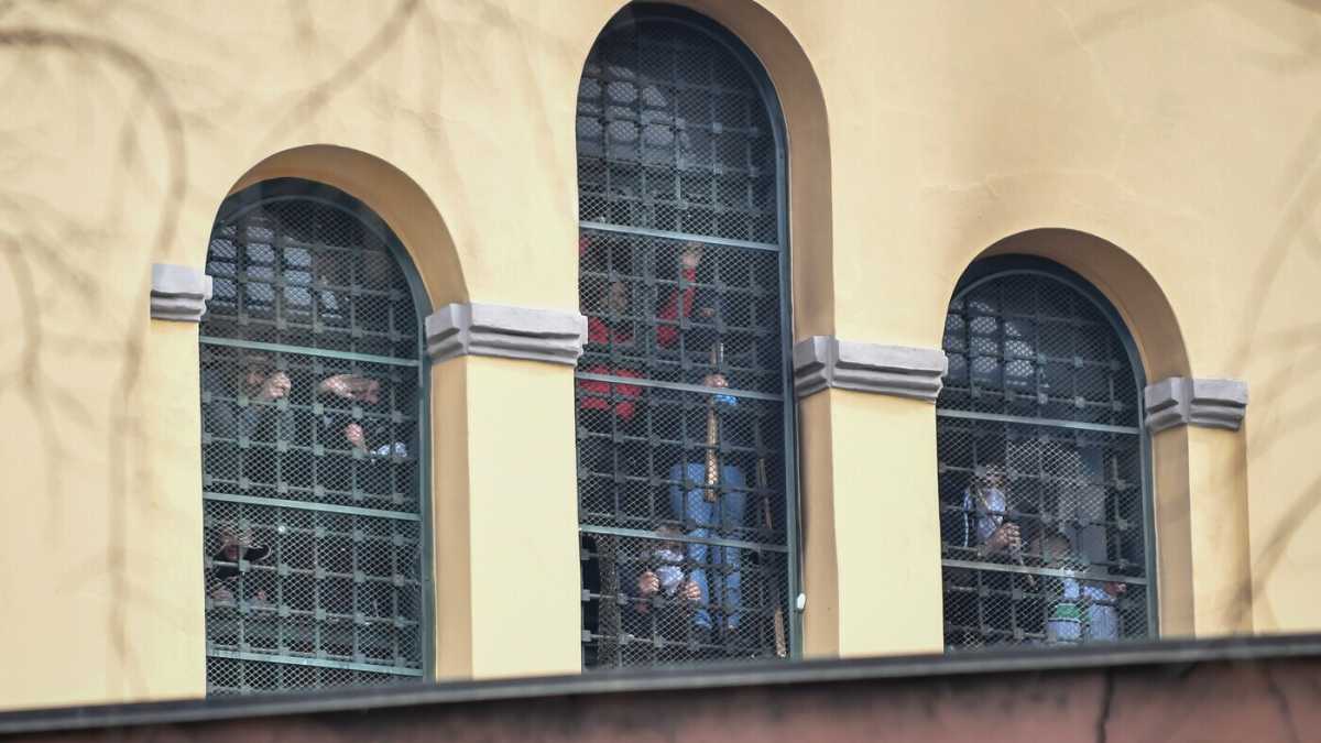 Immagine di Se l'ultima speranza per la letteratura italiana sono i detenuti di Mirov