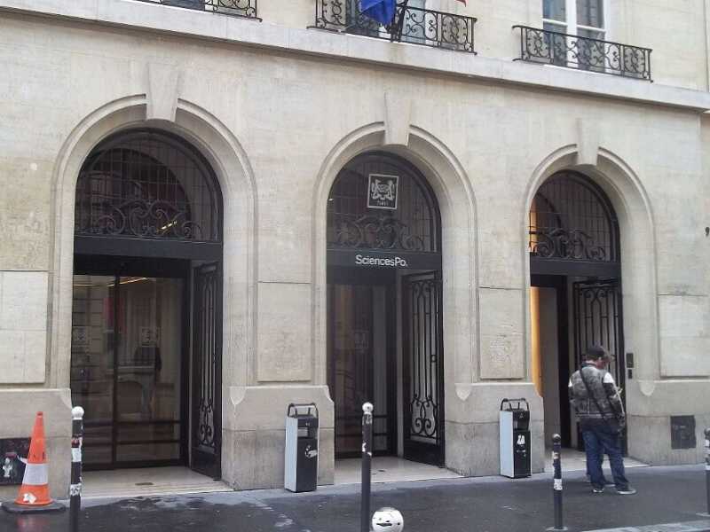 La sede di Sciences Po al 27 di Rue Saint-Guillaume, a Parigi (foto Wikipedia)
