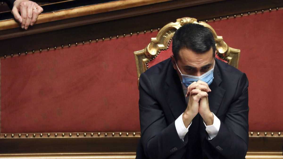 Immagine di "Di Maio premier se salta Conte". Il piano dei parlamentari M5s che cercano la sponda con Renzi