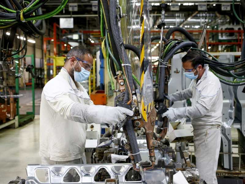 I dati Istat sul pil ci dicono che industria ed export trainano la ripresa
