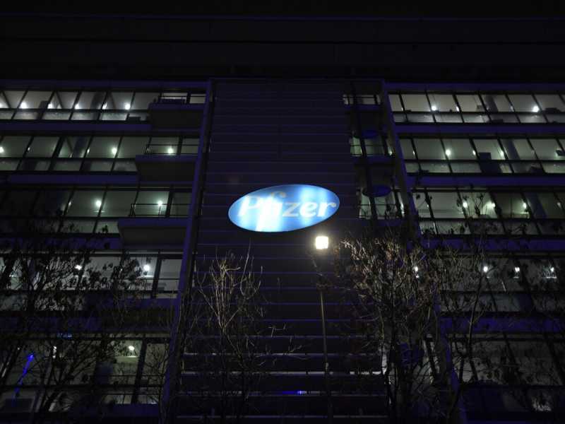 La sede francese di Pfizer, a Parigi (Ansa)<br />&nbsp;<br />