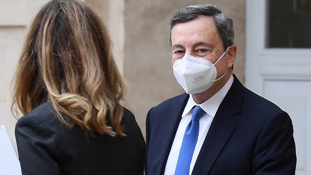 Immagine di La danza dei partiti intorno a Draghi, che ha già problemi d'abbondanza