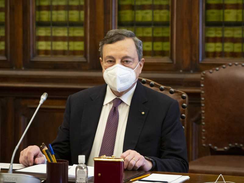 Mario Draghi, durante il secondo giorno di consultazioni (LaPresse)