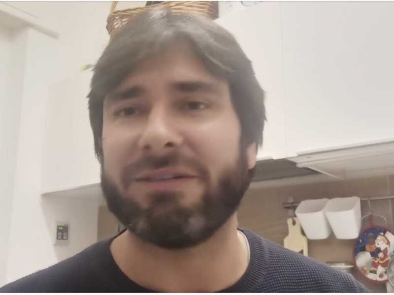 Di Battista lascia il M5s: "Rispetto per il voto su Rousseau, ma mi faccio da parte"