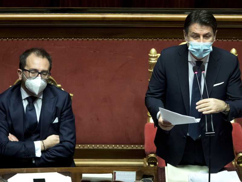 La "decontizzazione" di Draghi: fuori Giuseppi e tutti (o quasi) i suoi scudieri