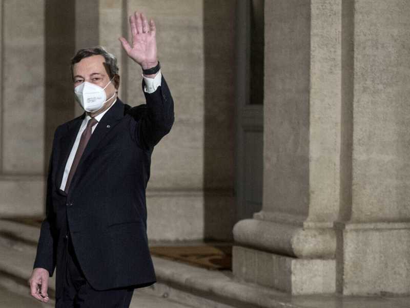 Mario Draghi (Ansa)