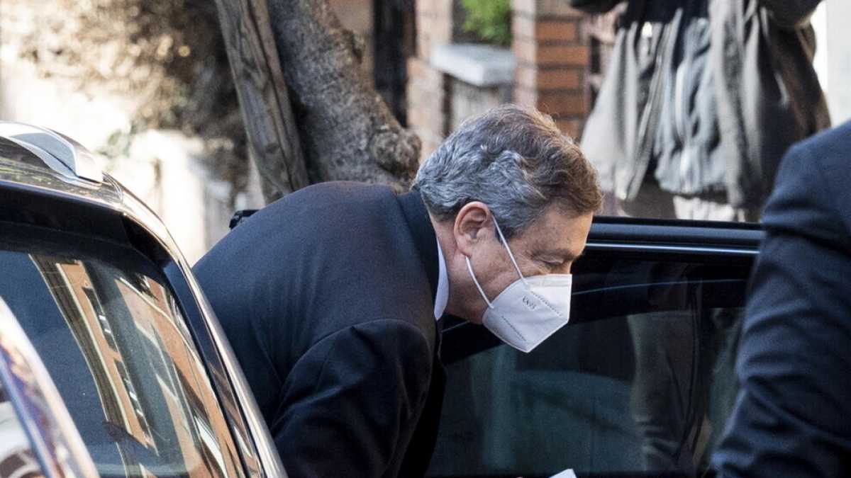 Immagine di Draghi e il primo cdm. Gelmini e Franceschini sui lockdown: ora più facili