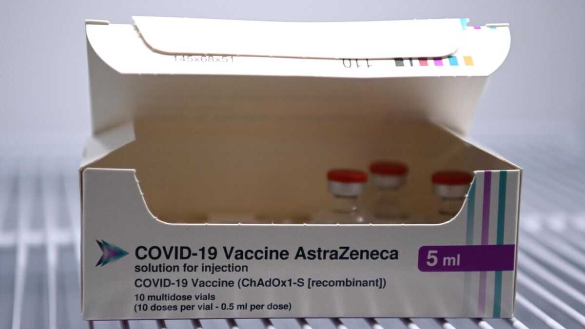 Immagine di Il vaccino di AstraZeneca potrà essere somministrato fino a 65 anni. Arriva l'ok del ministero della Salute