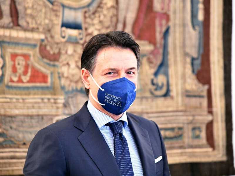 Giuseppe Conte in una foto scattata all'universit&agrave; di Firenze in occasione della sua lectio magistralis (Ansa)<br />&nbsp;<br />