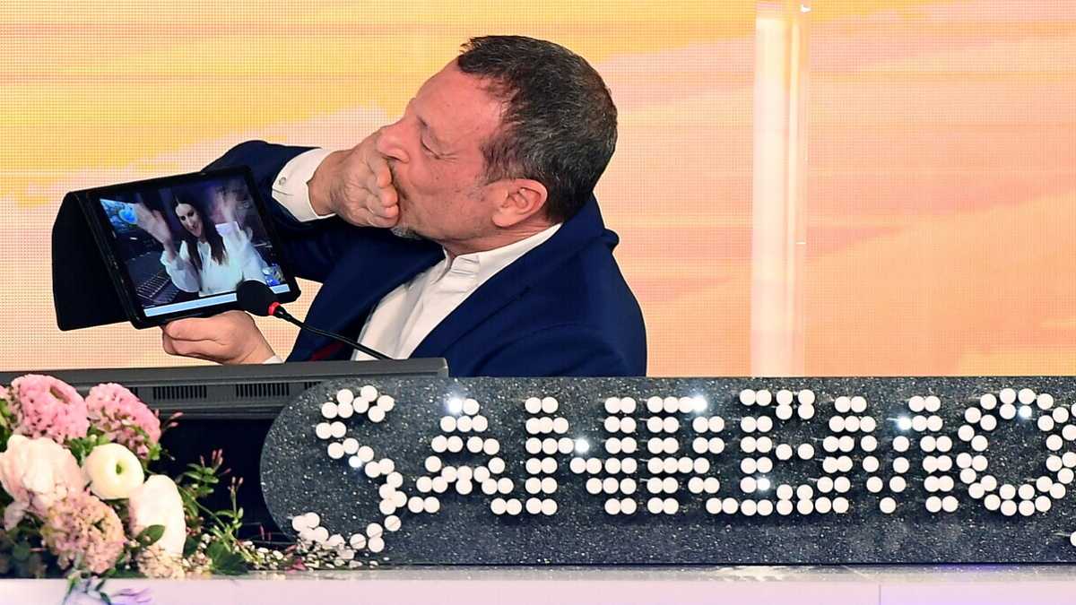 Immagine di Sanremo? Meglio su Zoom, con filtro Ariston