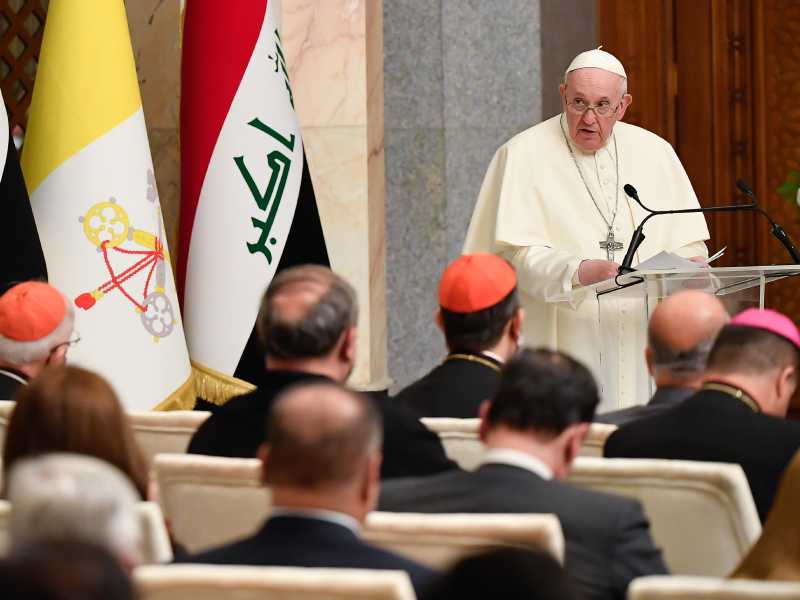 Il Papa a Baghdad: "Riconoscimento, diritti e protezione a tutte le comunità religiose"