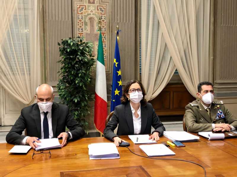 Il governo accelera sui vaccini. E il Lazio vuole Sputnik