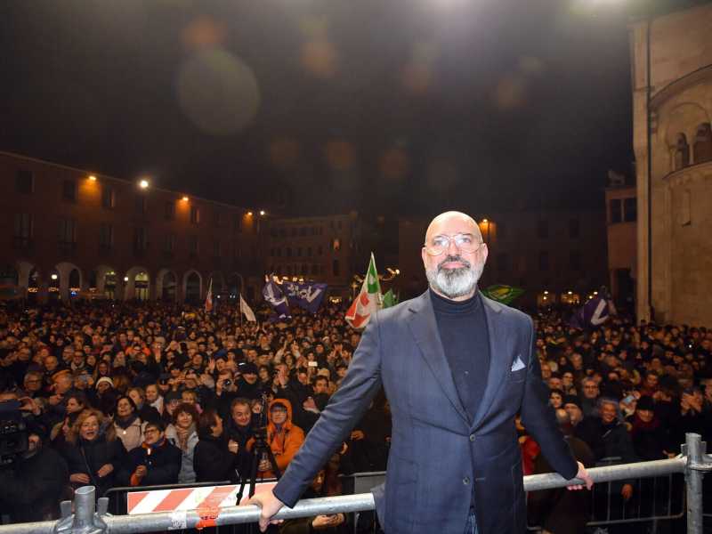Dilemma Bonaccini. Voleva la segreteria ma non può lasciare l'Emilia-Romagna nel caos