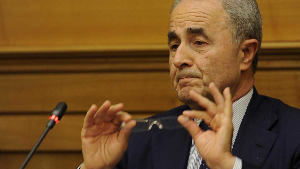 Immagine di "Zingaretti usa le stesse parole strapazzate di Virginia Raggi". Parla il professor Arturo Parisi