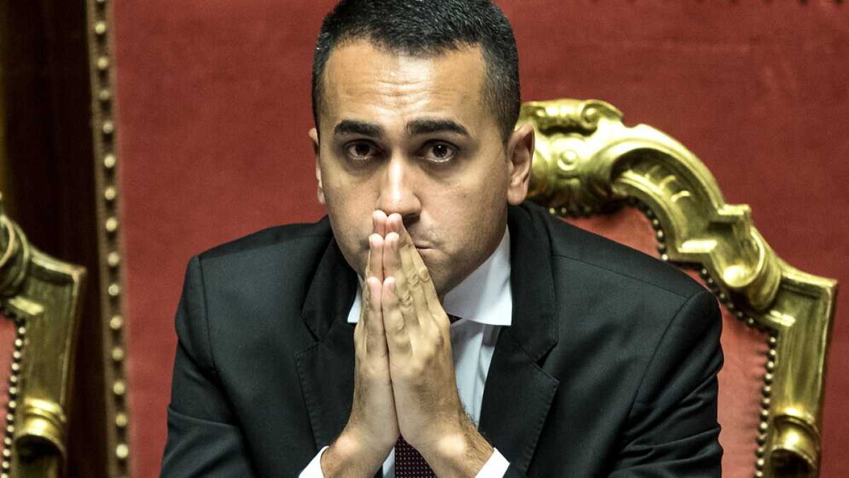 Immagine di Sospendere il decreto Dignità