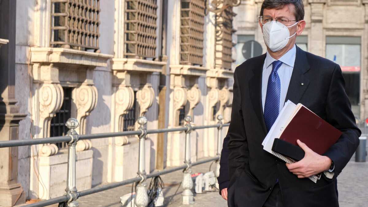 Immagine di Primo schiaffo di Colao alla rete unica