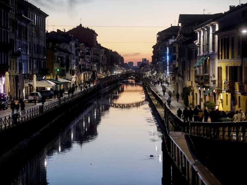 I Navigli a Milano (Ansa)
